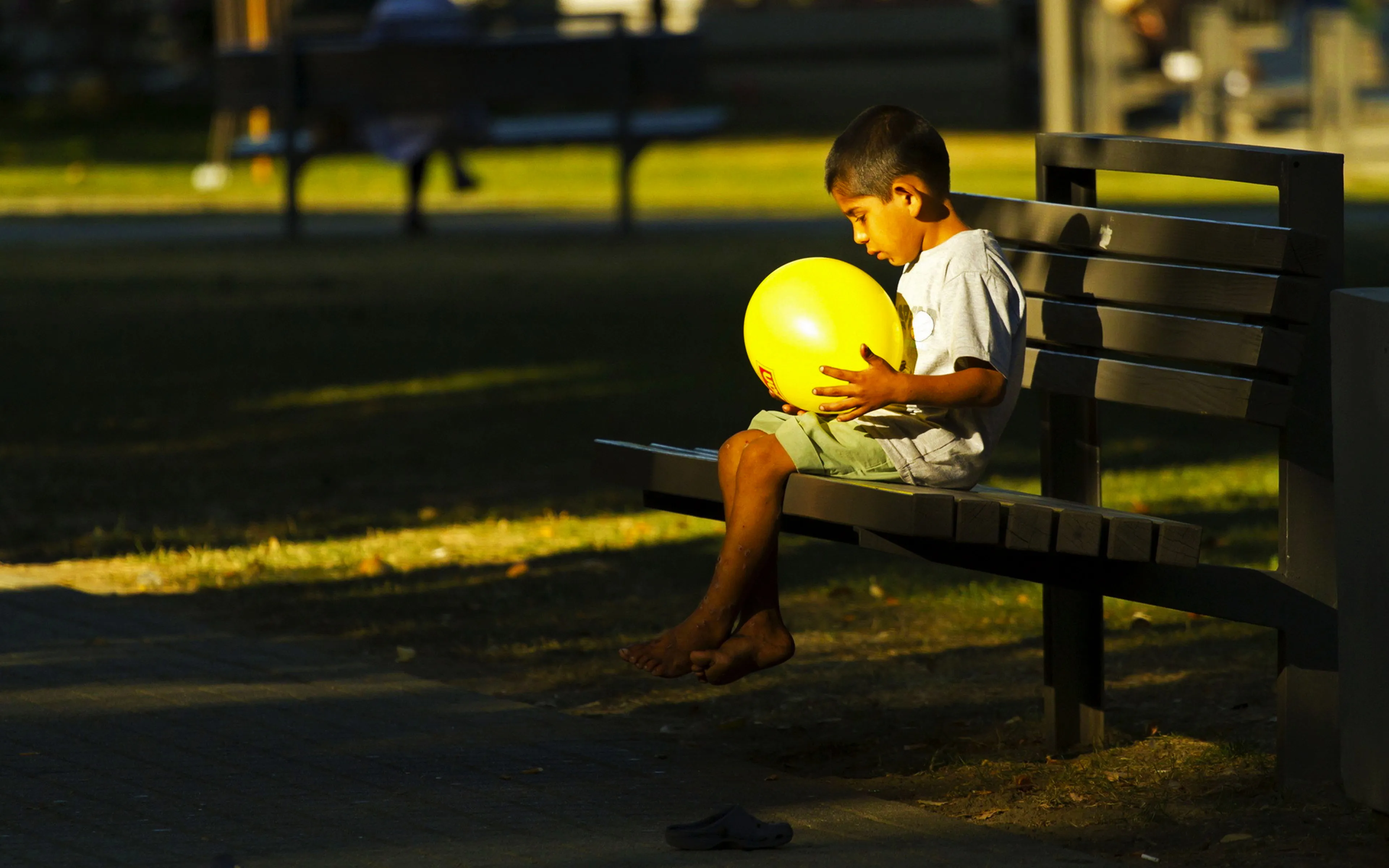Dampak Perceraian pada Anak - Broken Home - Anak Korban Perceraian