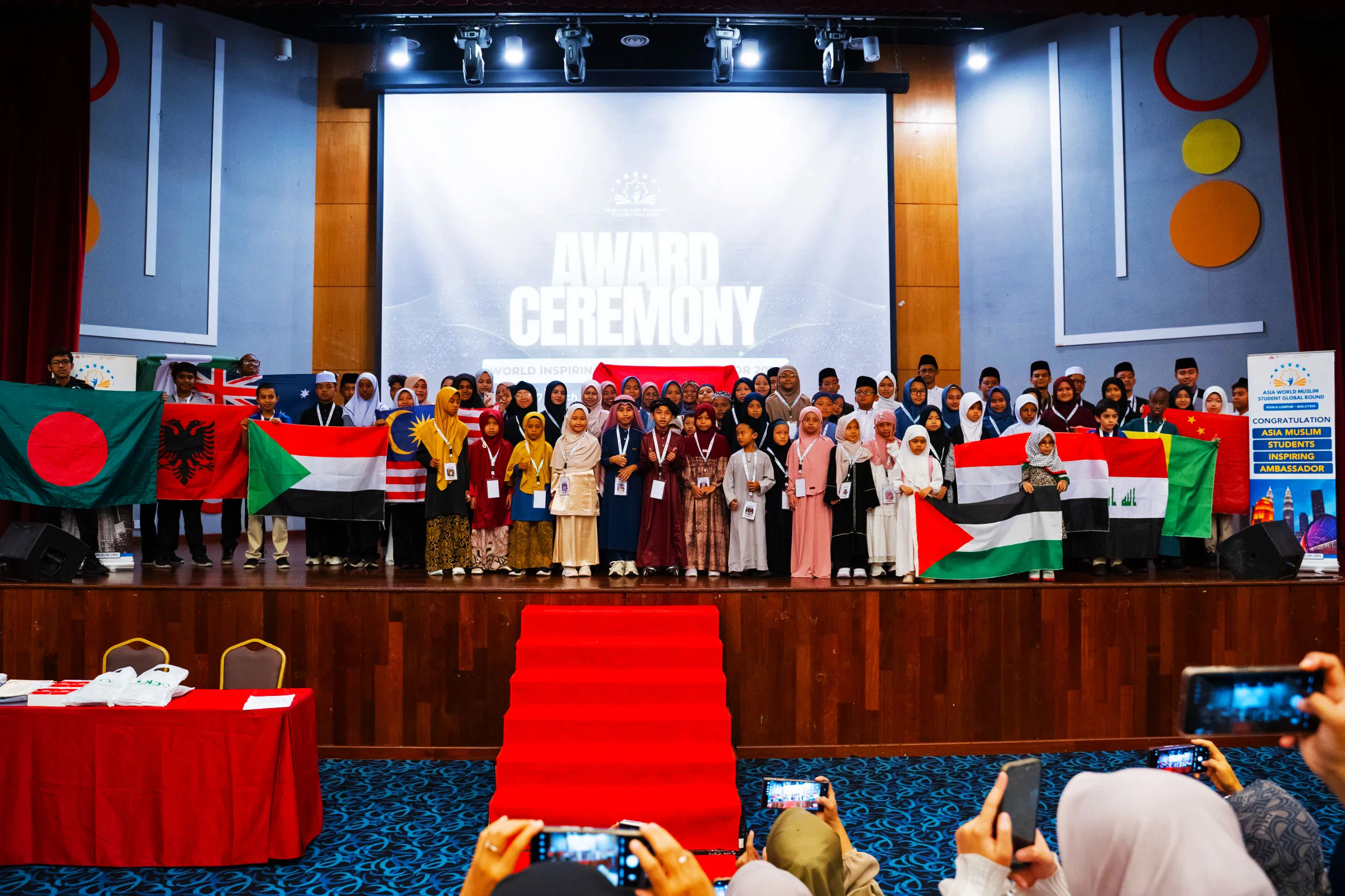 from puncak to global stage santri darqin buktikan quran is powerful 01