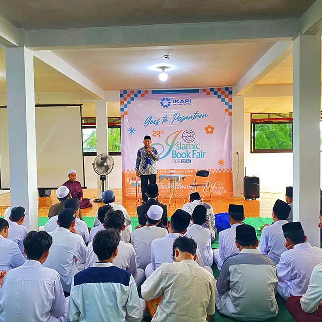 DarQin Academy Ikuti Islamic Book Fair Goes to Pesantren