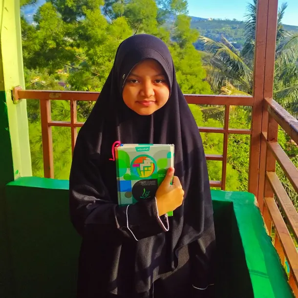 Santri Putri Pesantren Tahfidz Daarul Mutqin Bogor